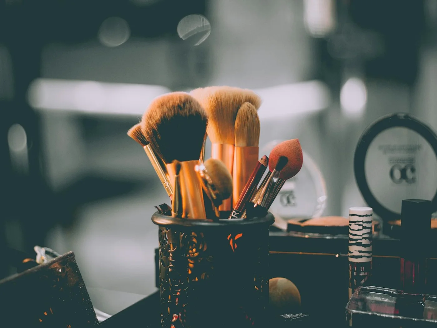 Illustration fictive de matériel de coiffure